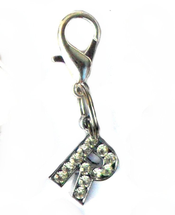 Dijes para mascotas con letras de cristal de la AZ