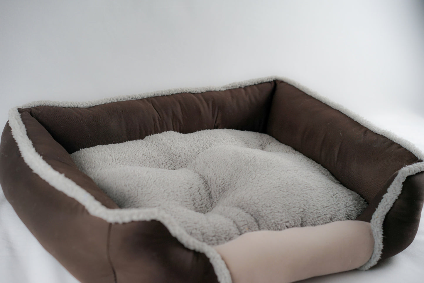 Cama para mascotas TC Premium, suave y acogedora, cojín extraíble, varios colores, base antideslizante, paredes laterales de apoyo, lavable a máquina