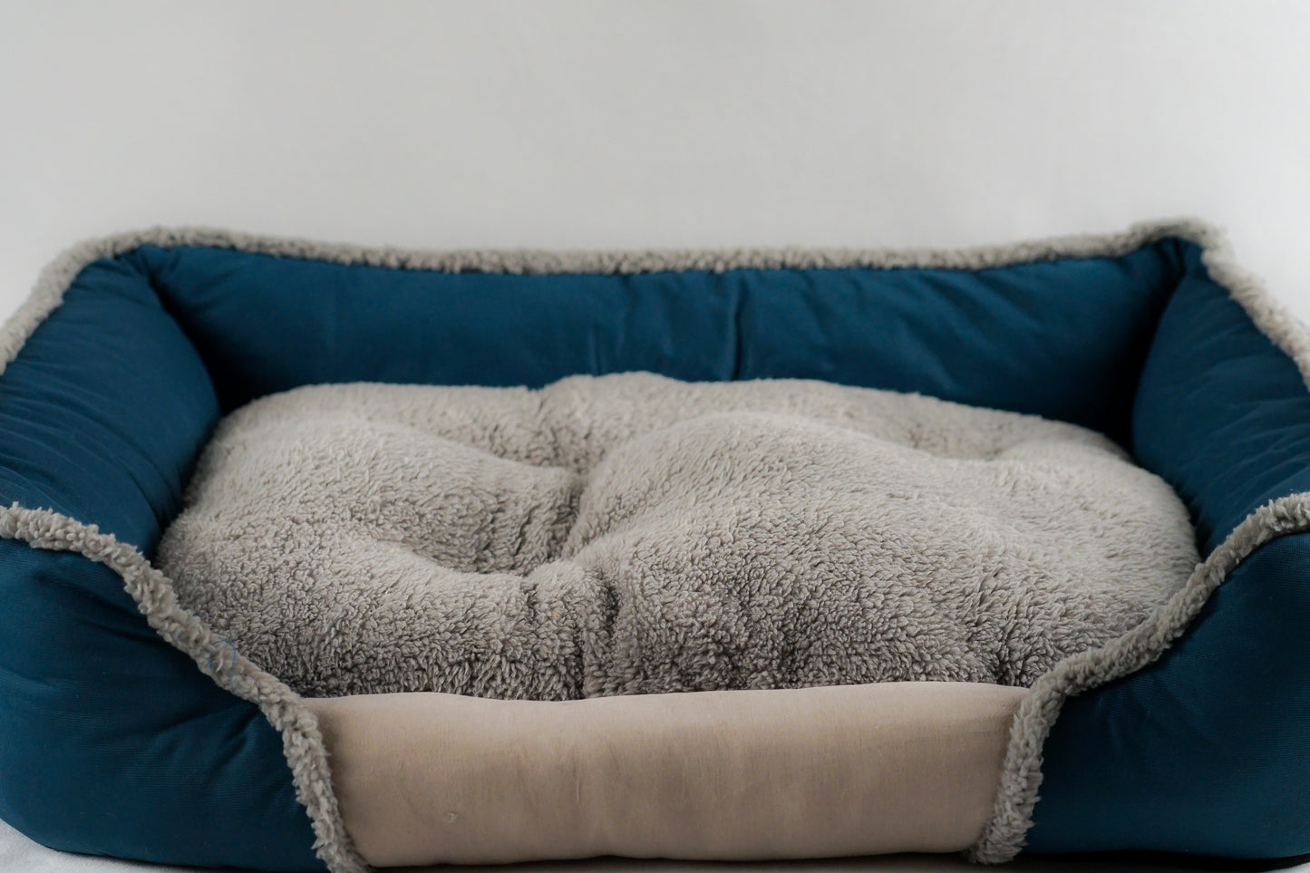 Cama para mascotas TC Premium, suave y acogedora, cojín extraíble, varios colores, base antideslizante, paredes laterales de apoyo, lavable a máquina